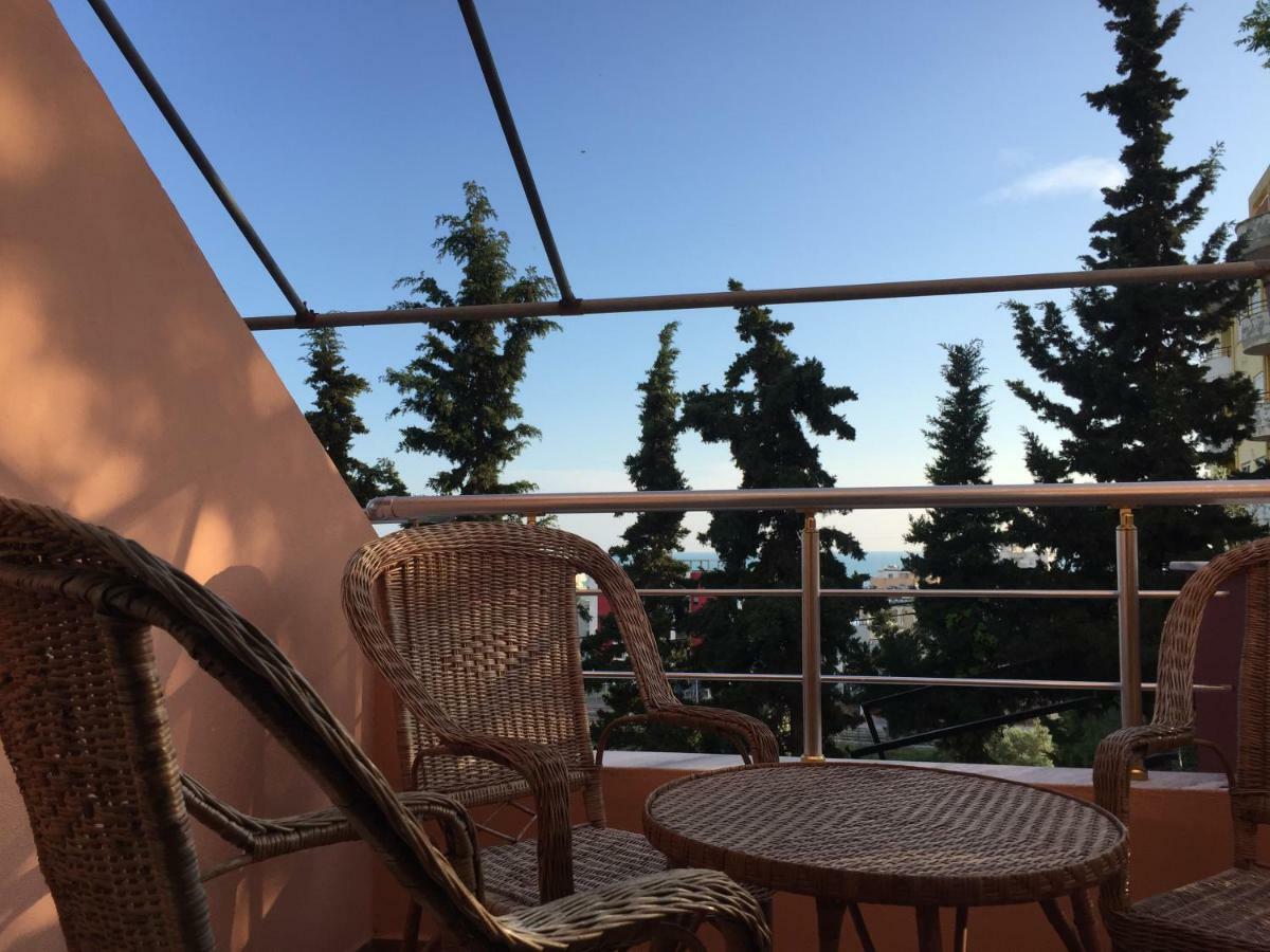 Hotel Moris Kryemëdhej Esterno foto